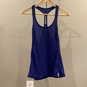 Under armour workout tank sz small